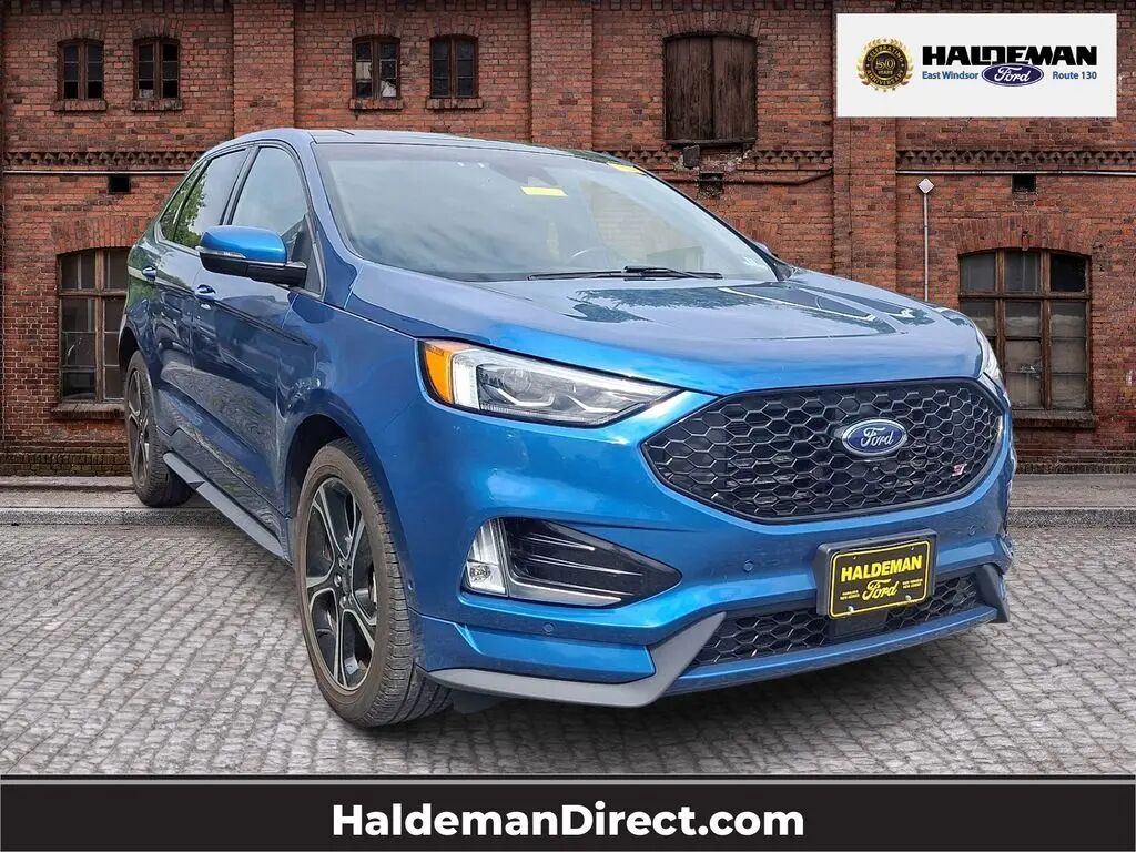 2019 Ford Edge ST — photo 1 of 3
