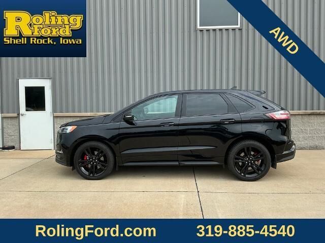 2021 Ford Edge ST