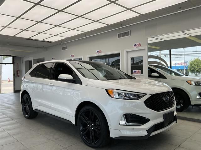 2019 Ford Edge ST — photo 1 of 1