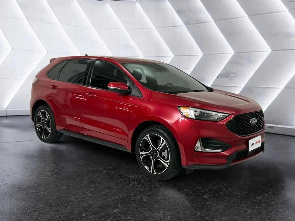 2023 Ford Edge ST — photo 1 of 13