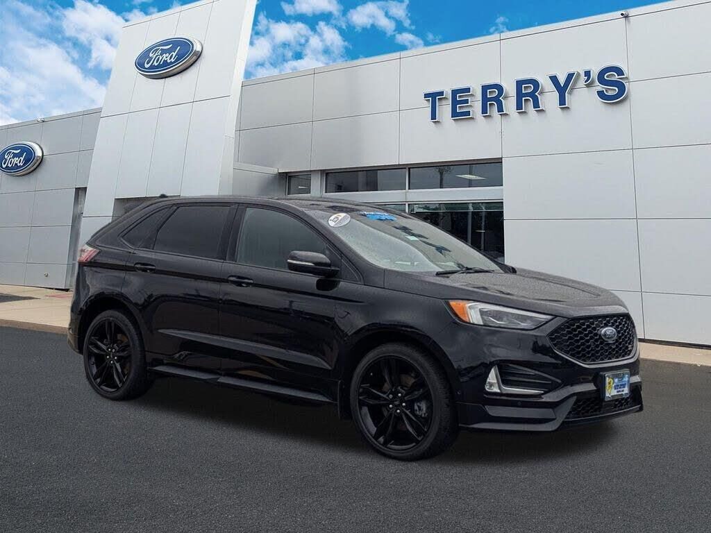 2019 Ford Edge ST — photo 1 of 1