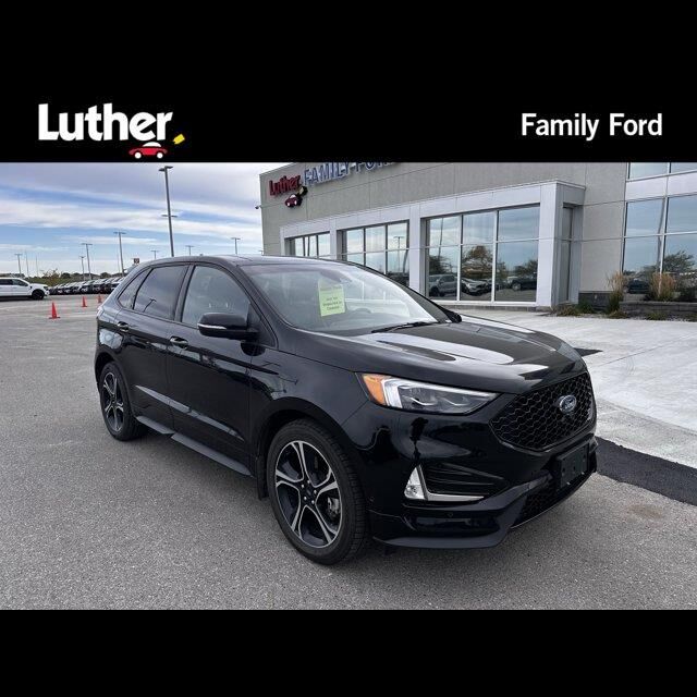 2019 Ford Edge ST — photo 1 of 11