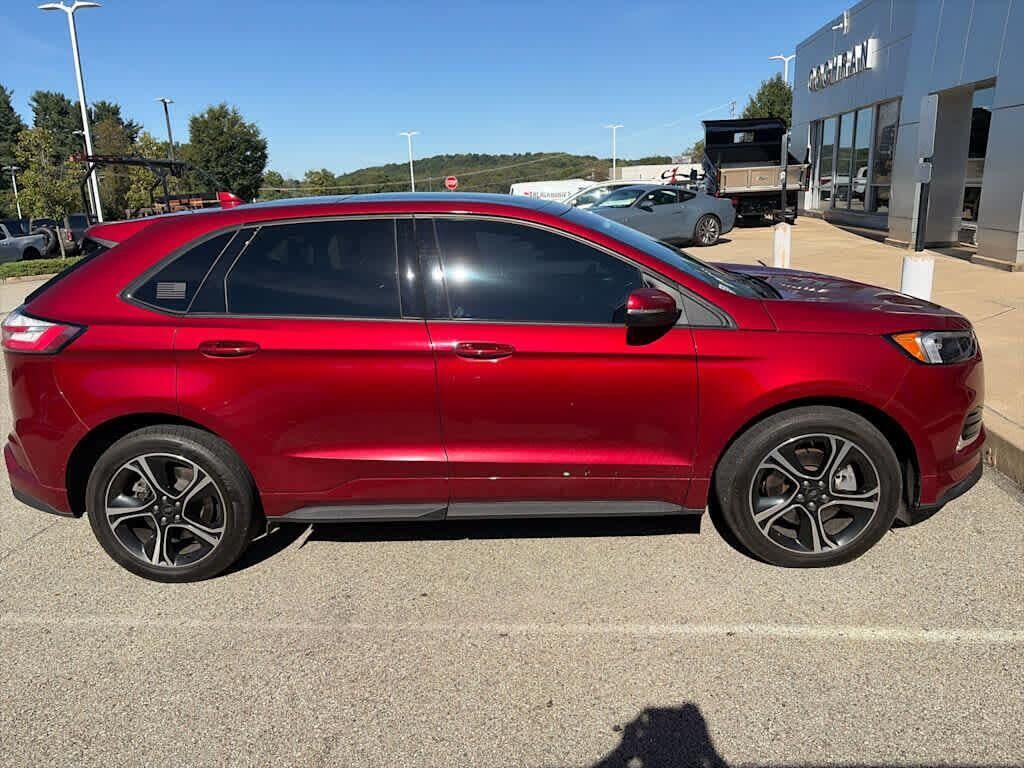 2019 Ford Edge ST — photo 1 of 1