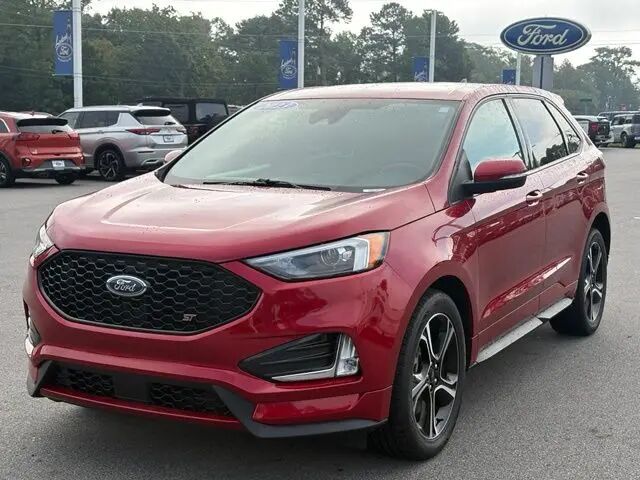 2023 Ford Edge ST — photo 1 of 13