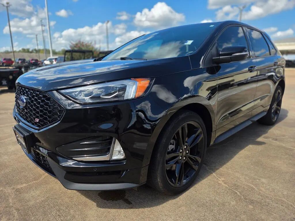2024 Ford Edge ST — photo 1 of 13