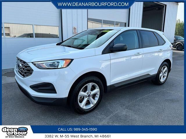 2020 Ford Edge SE