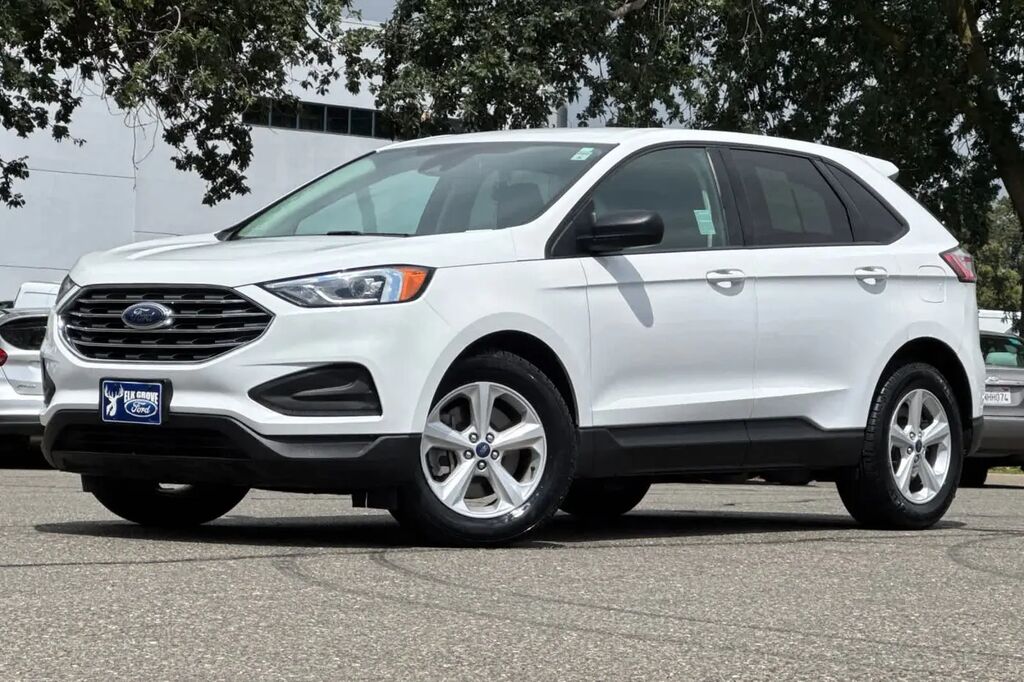2022 Ford Edge SE — photo 1 of 13