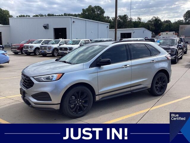 2022 Ford Edge SE