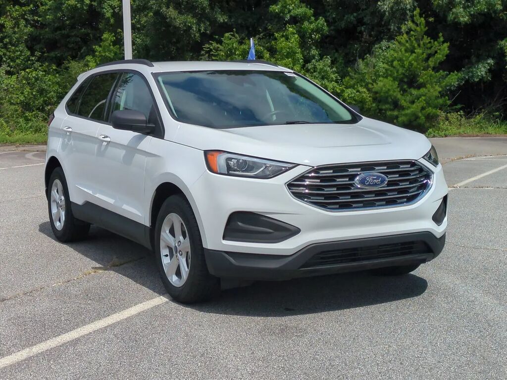 2022 Ford Edge SE — photo 1 of 13