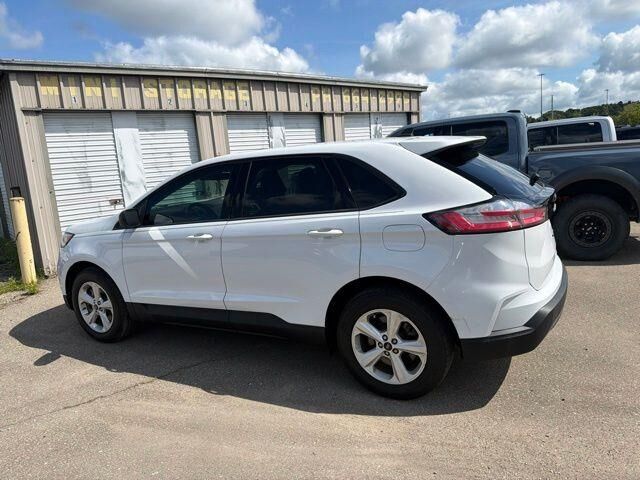 2023 Ford Edge SE