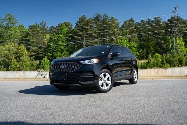 2023 Ford Edge SE