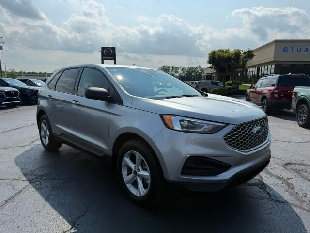 2023 Ford Edge SE