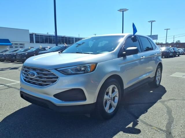 2019 Ford Edge SE