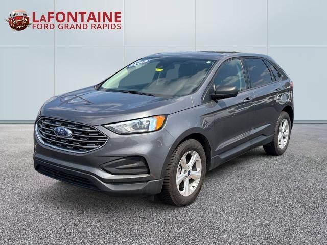 2022 Ford Edge SE — photo 1 of 13