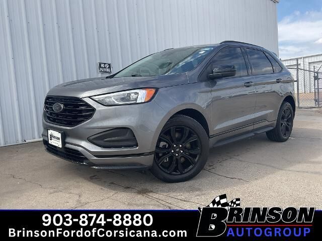 2022 Ford Edge SE