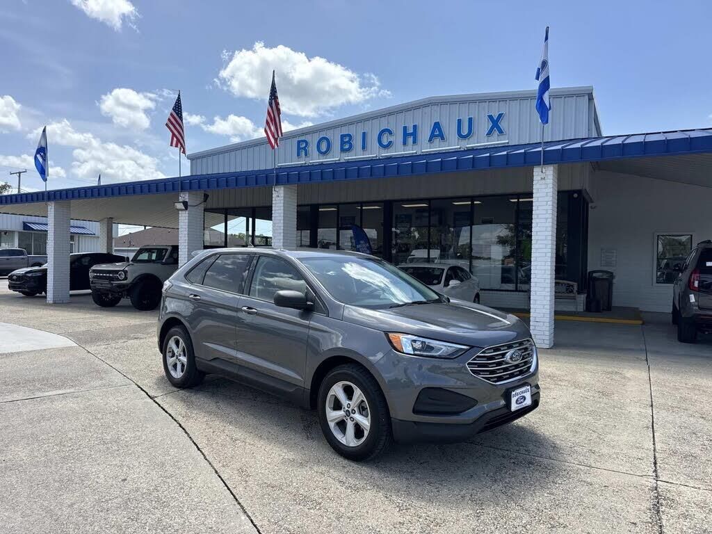 2022 Ford Edge SE — photo 1 of 1