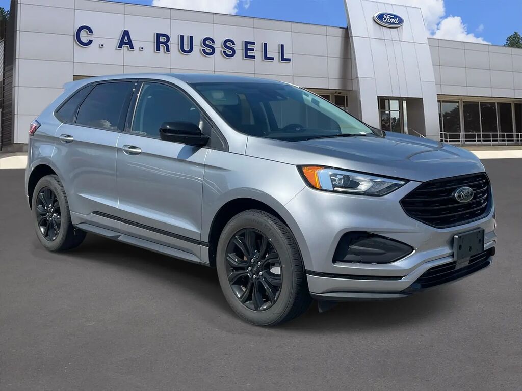 2024 Ford Edge SE — photo 1 of 13