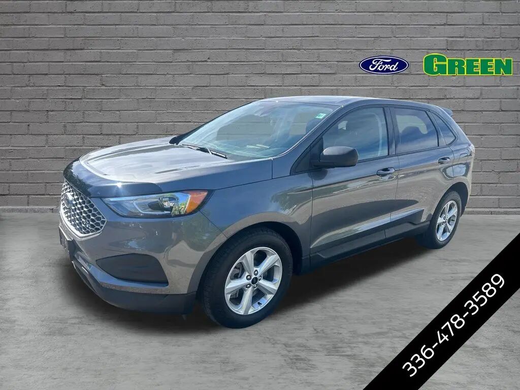 2024 Ford Edge SE — photo 1 of 13