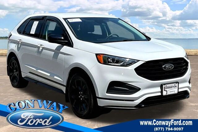2022 Ford Edge SE
