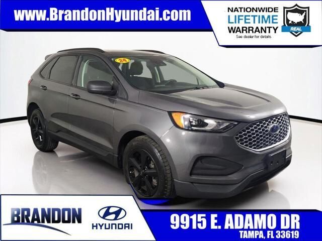 2024 Ford Edge SE — photo 1 of 13