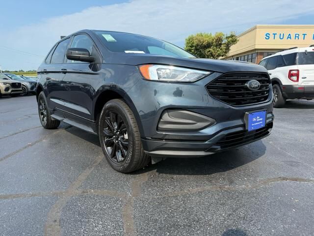 2023 Ford Edge SE
