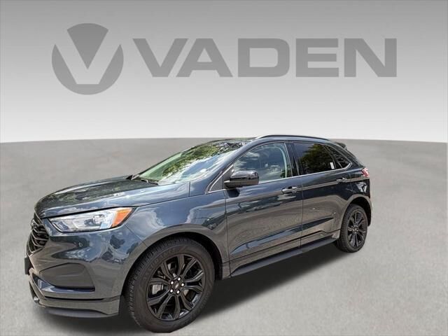 2022 Ford Edge SE — photo 1 of 13