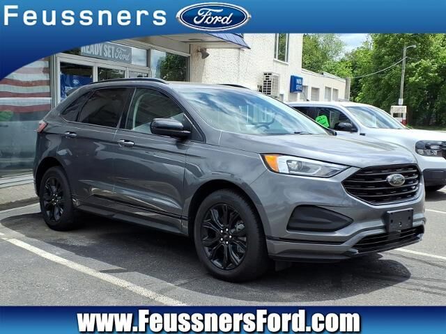 2023 Ford Edge SE