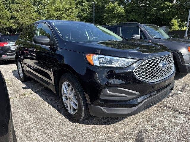 2023 Ford Edge SE