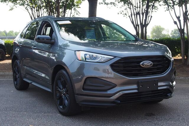 2022 Ford Edge SE