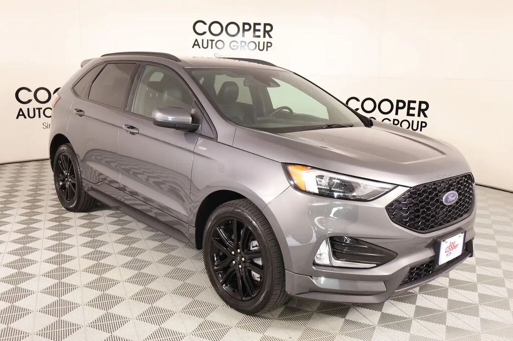 2022 Ford Edge SEL — photo 1 of 13