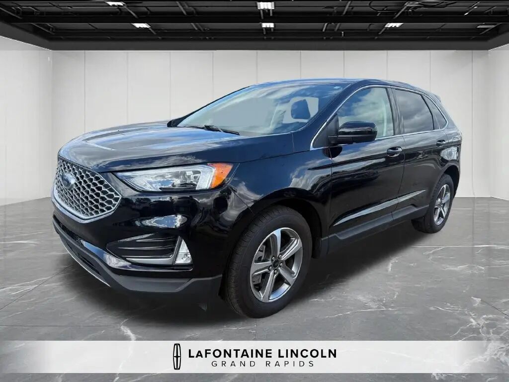2024 Ford Edge SEL — photo 1 of 13