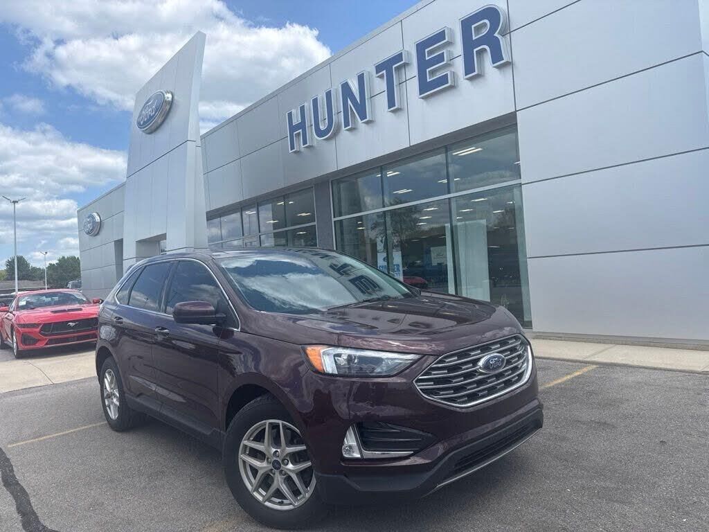 2022 Ford Edge SEL — photo 1 of 2