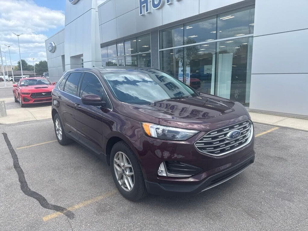 2022 Ford Edge SEL — photo 1 of 1