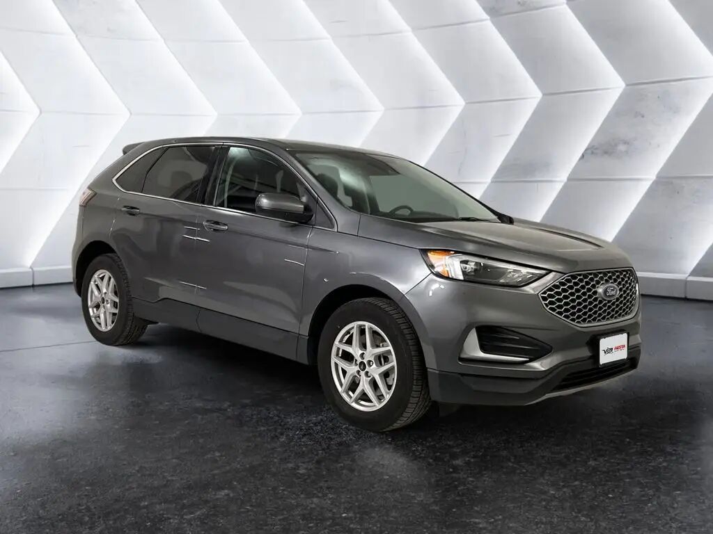 2023 Ford Edge SEL — photo 1 of 13