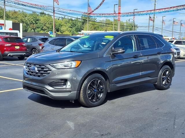 2019 Ford Edge SEL — photo 1 of 13
