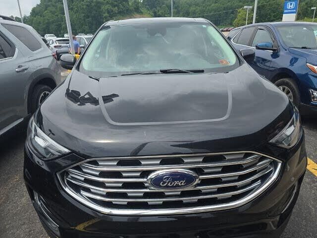 2022 Ford Edge SEL — photo 1 of 1