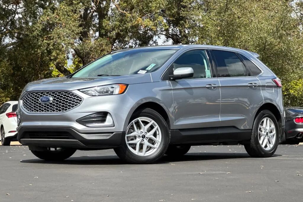 2024 Ford Edge SEL — photo 1 of 13