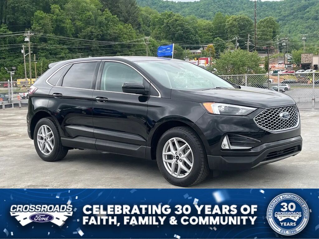 2023 Ford Edge SEL — photo 1 of 13