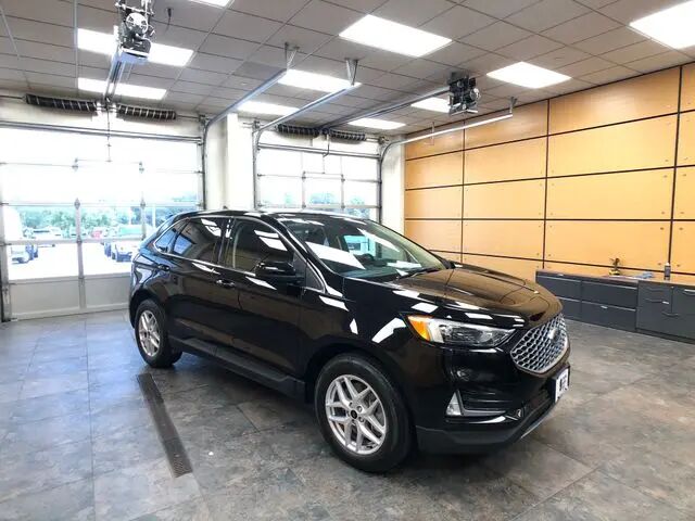 2024 Ford Edge SEL — photo 1 of 13