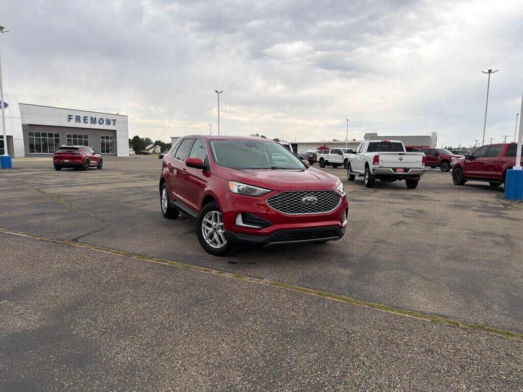 2023 Ford Edge SEL — photo 1 of 26