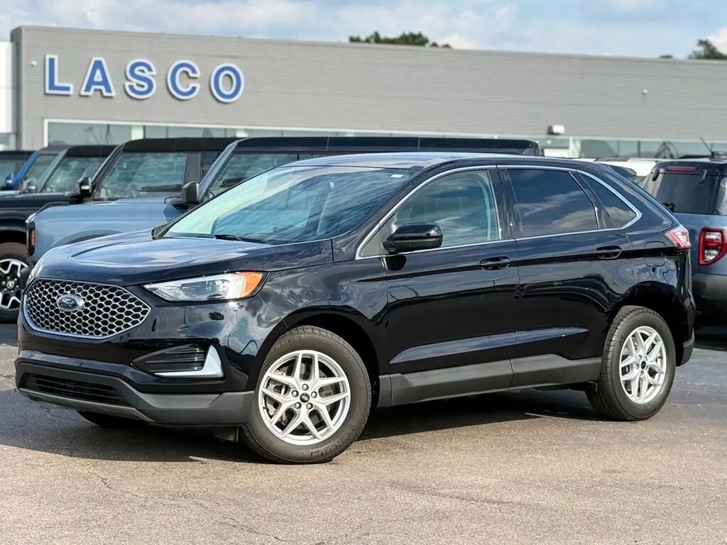 2023 Ford Edge SEL — photo 1 of 13