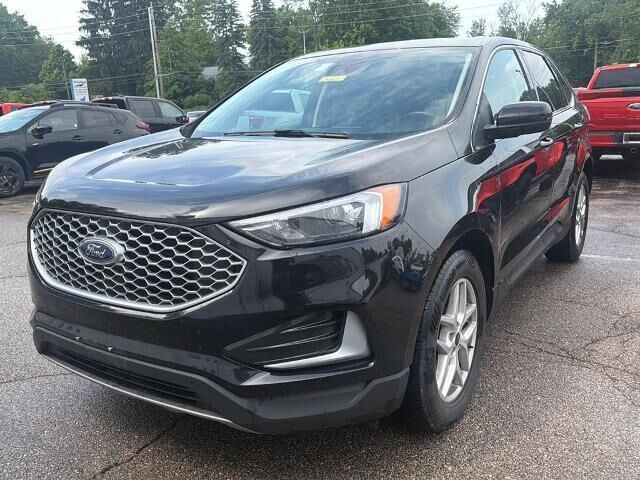 2023 Ford Edge SEL — photo 1 of 13