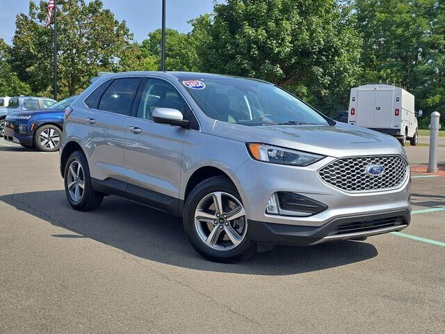 2024 Ford Edge SEL — photo 1 of 13