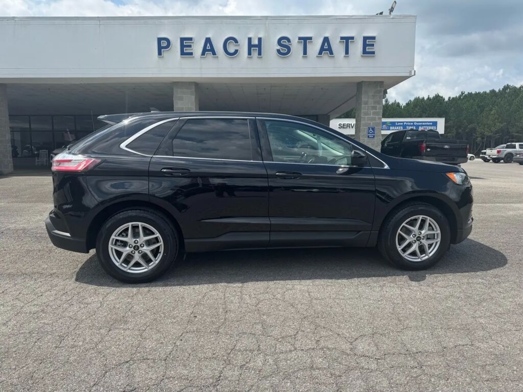 2024 Ford Edge SEL — photo 1 of 13