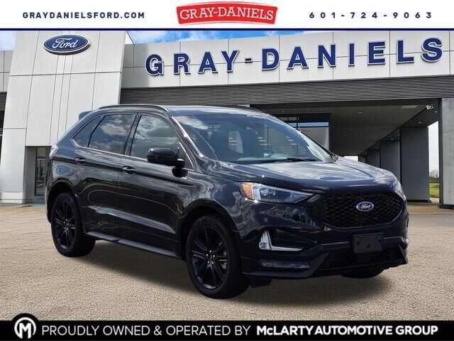 2022 Ford Edge ST-Line — photo 1 of 13
