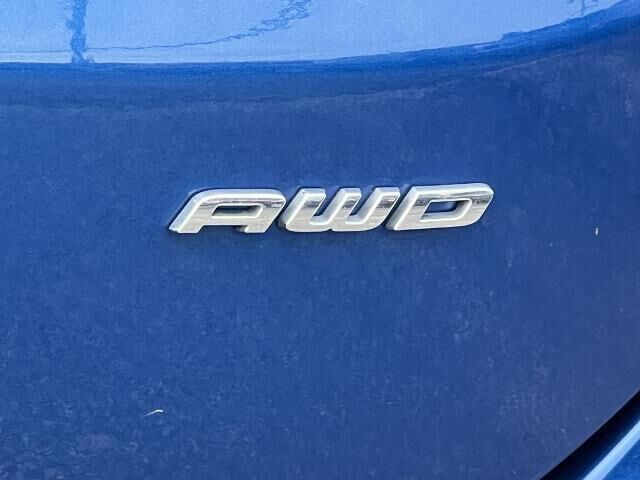 2023 Ford Edge SEL — photo 1 of 12