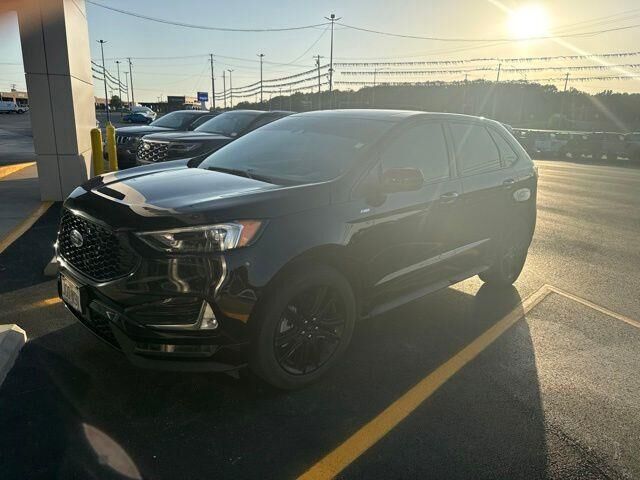 2022 Ford Edge ST-Line