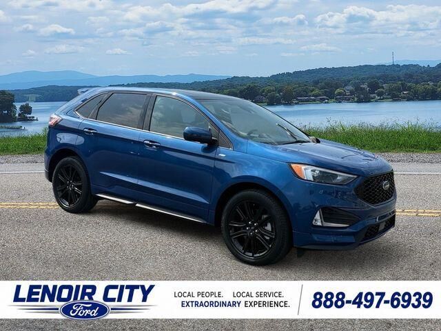 2023 Ford Edge SEL — photo 1 of 13