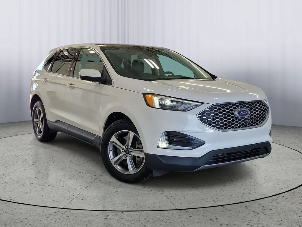 2023 Ford Edge SEL — photo 1 of 13