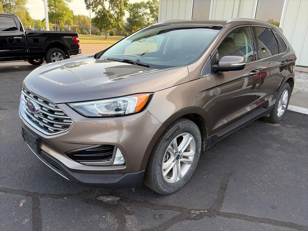 2019 Ford Edge SEL — photo 1 of 1